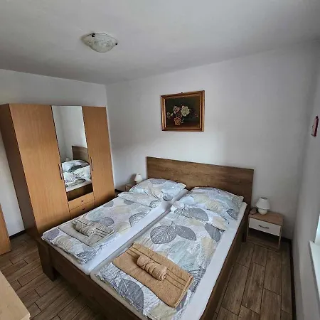 Loginn Vic Apartman Ljubljana